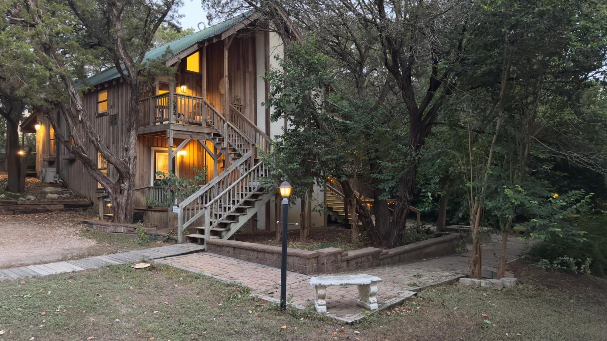 Bed And Breakfast On White Rock Creek Waco Εξωτερικό φωτογραφία