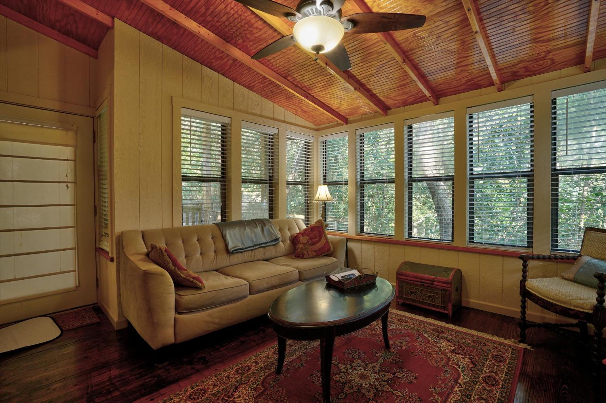 Bed And Breakfast On White Rock Creek Waco Εξωτερικό φωτογραφία