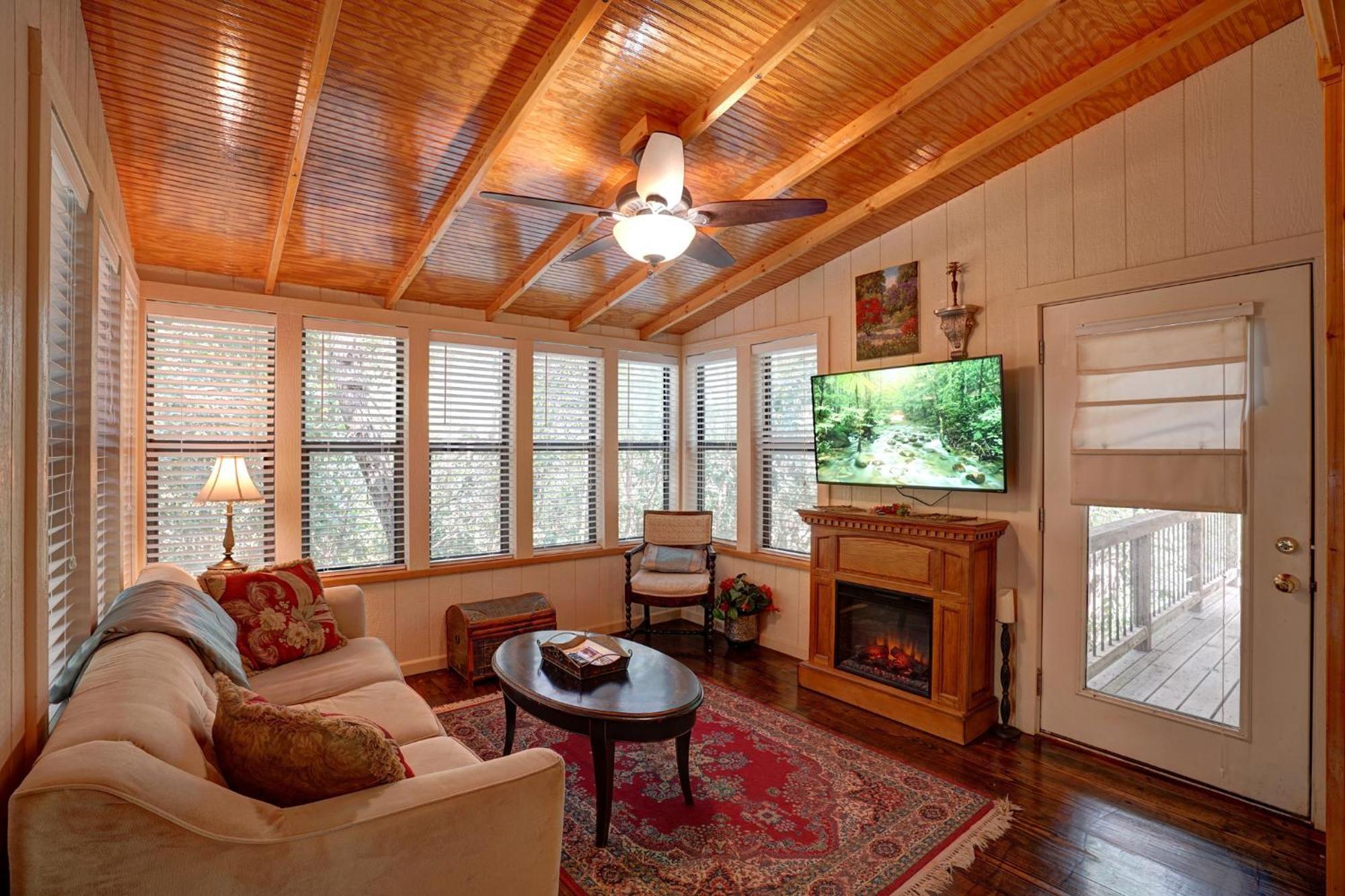 Bed And Breakfast On White Rock Creek Waco Εξωτερικό φωτογραφία